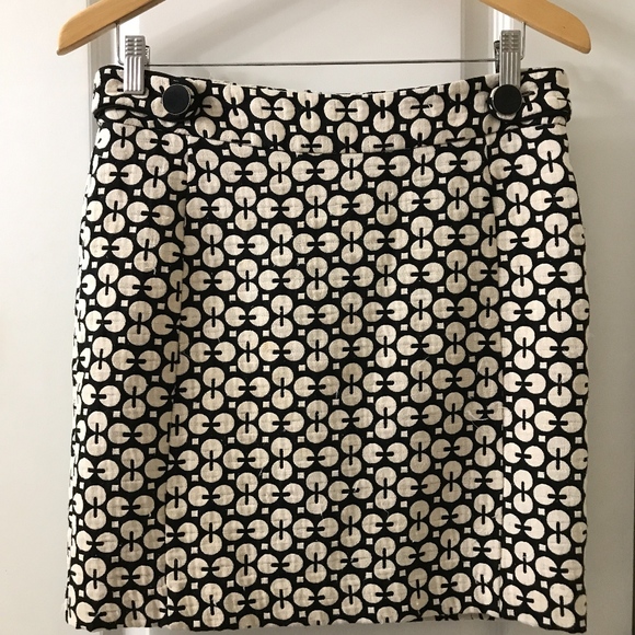 Banana Republic Dresses & Skirts - Banana Republic Geo Print Jacquard Skirt 6